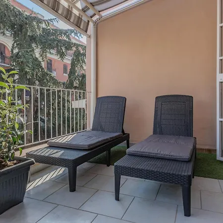 Eritrean Terrace Apartmán *